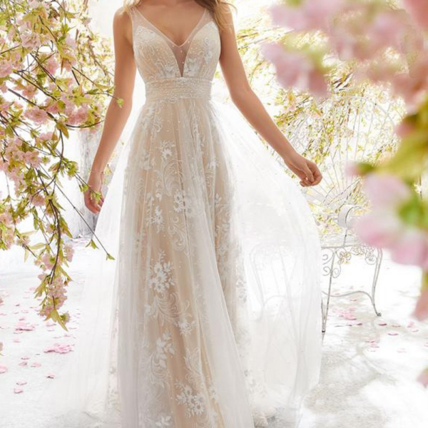 (009) New style wedding dress sexy V-neck sleeveless lace wedding dress